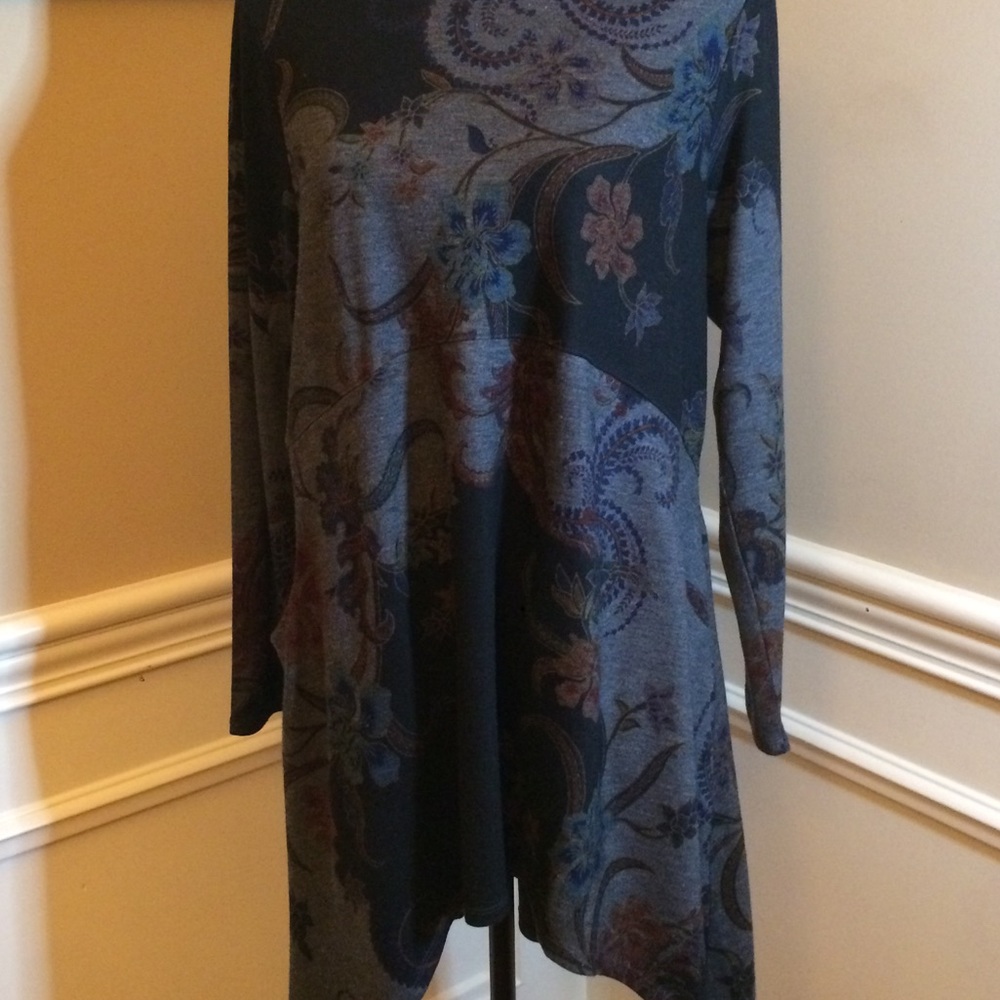 Chico’s Tunic Top